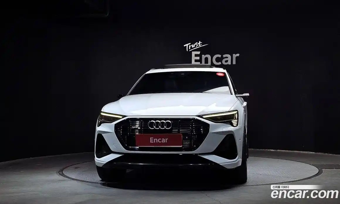 Audi e-tron 2021 0.2 гидро в Москве № 196404, фото 3