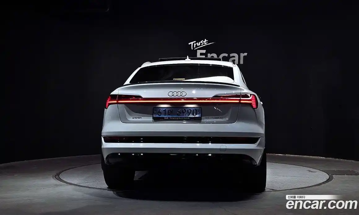 Audi e-tron 2021 0.2 гидро в Москве № 196404, фото 4