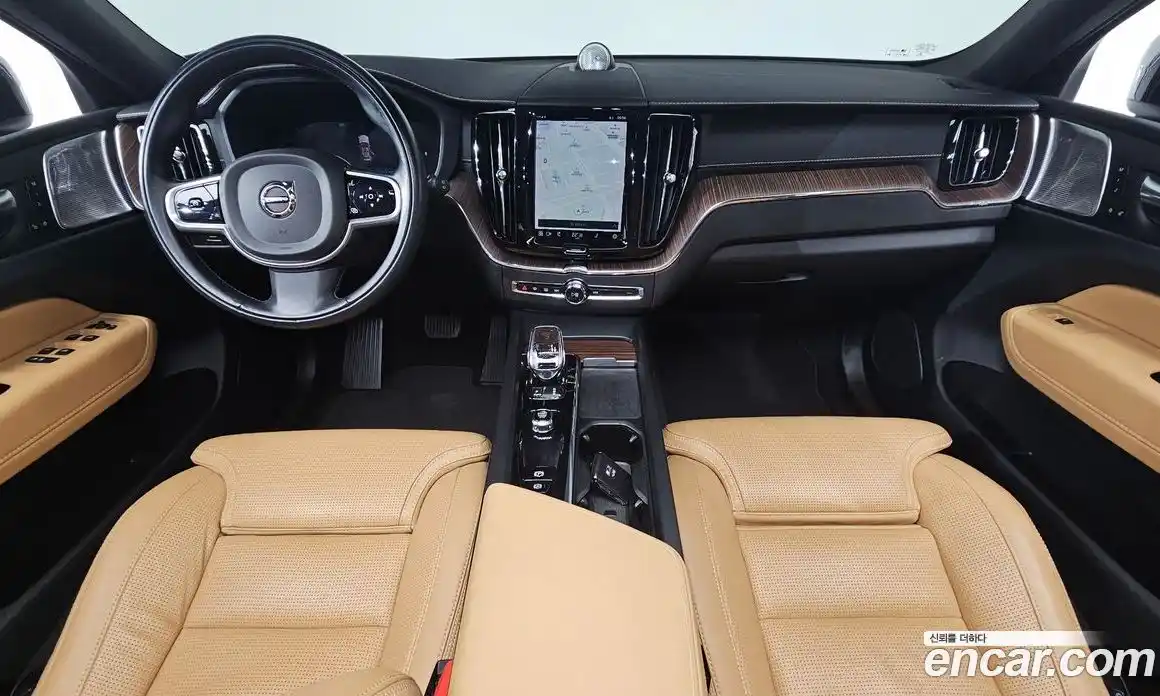 Volvo XC60 2021 2.0 гидро в Москве № 197054, фото 7