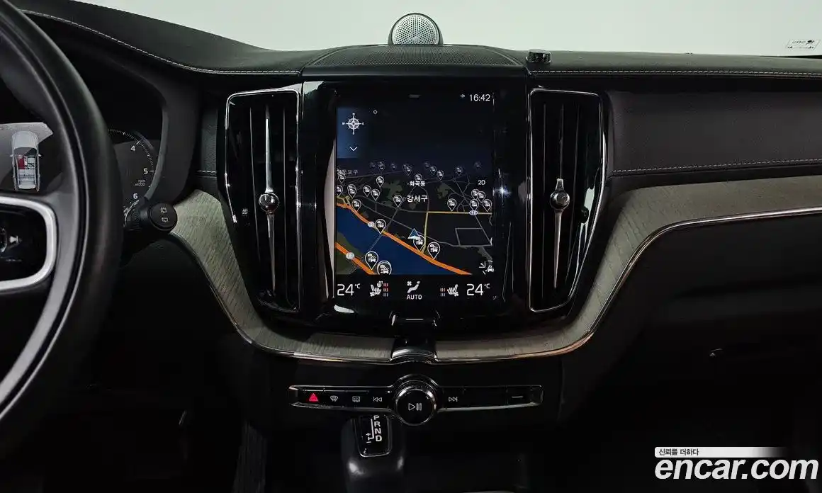 Volvo XC60 2018 2.0 гидро в Москве № 197111, фото 13