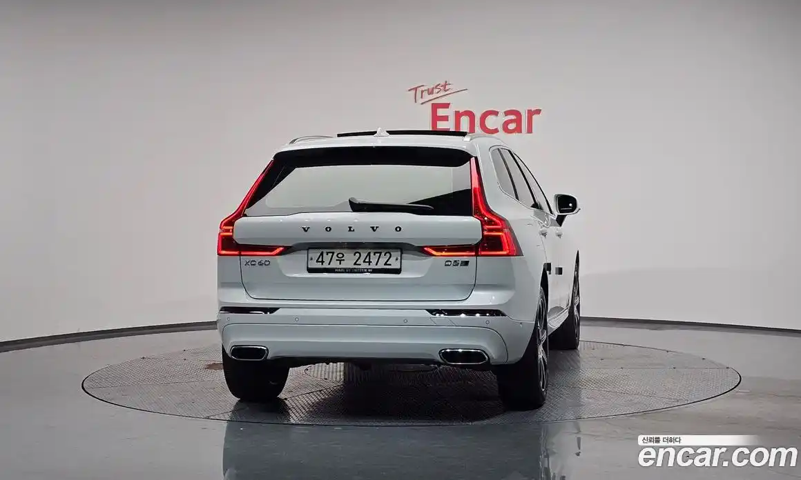 Volvo XC60 2018 2.0 гидро в Москве № 197111, фото 3