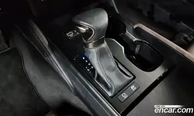 Lexus ES 2023 2.5 гидро в Москве № 198828, миниатюра 9