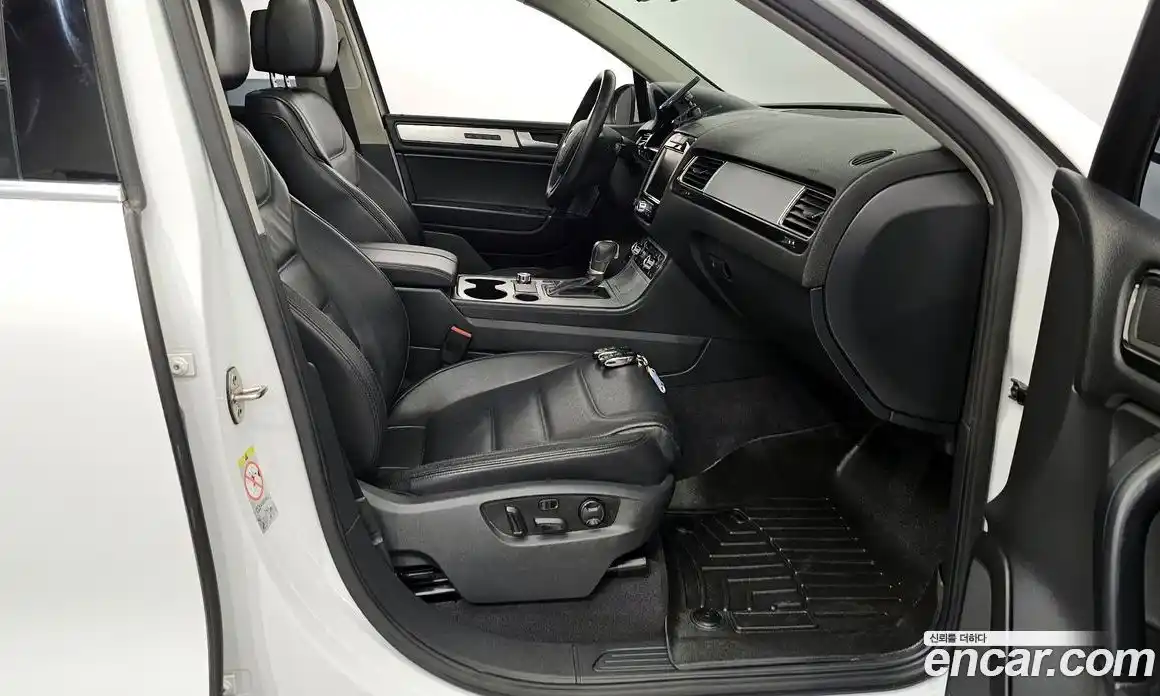 Volkswagen Touareg 2012 3.0 гидро в Москве № 199210, фото 11