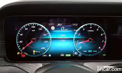 Mercedes-Benz E-Class 2023 2.0 гидро в Москве № 200381, миниатюра 8