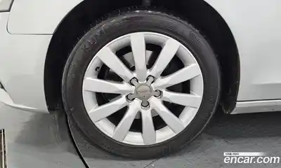 Audi A4 2011 2.0 гидро в Москве № 212488, миниатюра 5