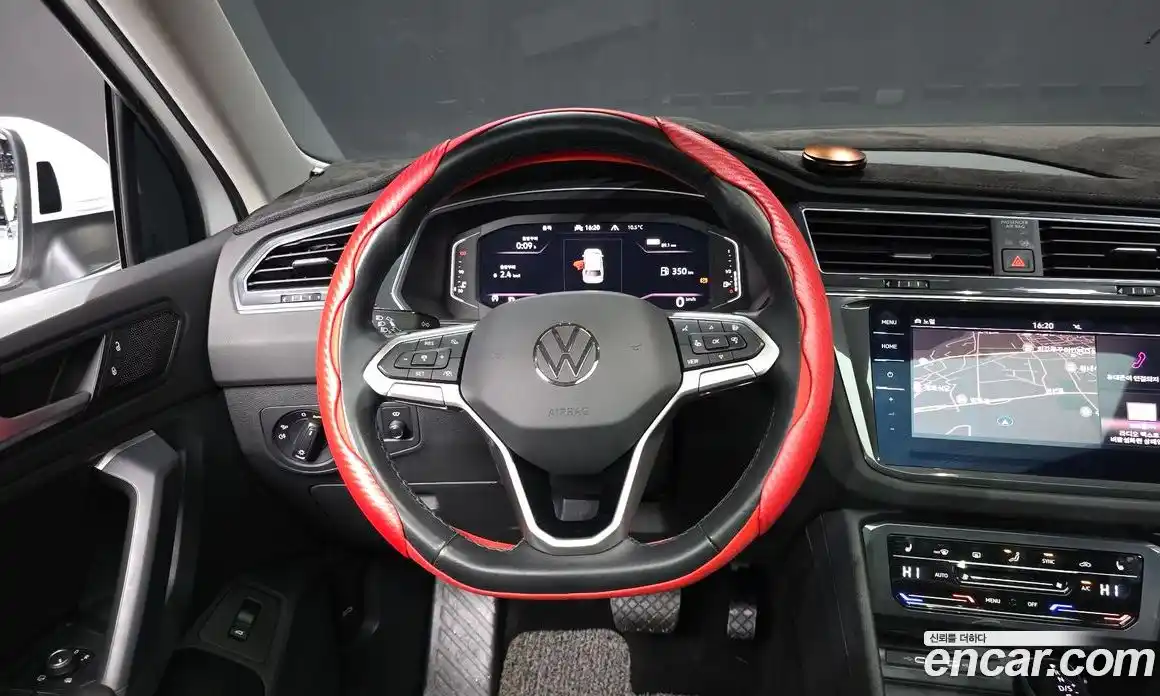 Volkswagen Tiguan 2021 2.0 гидро в Москве № 215271, фото 13