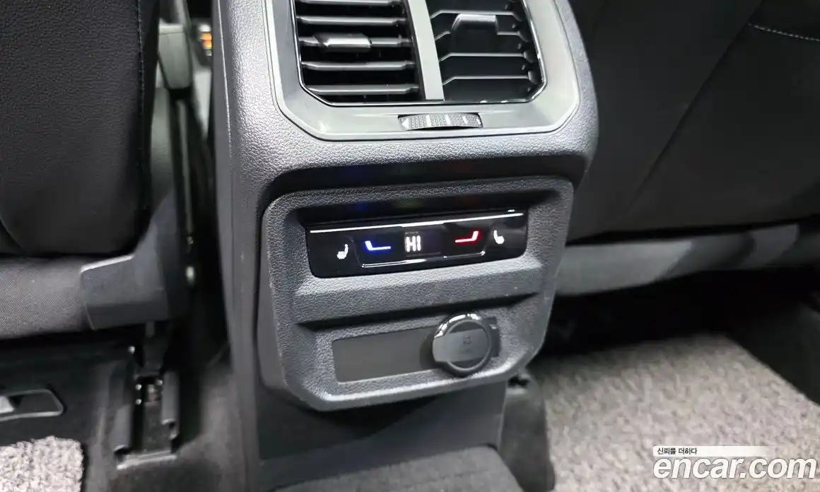 Volkswagen Tiguan 2021 2.0 гидро в Москве № 215271, фото 18