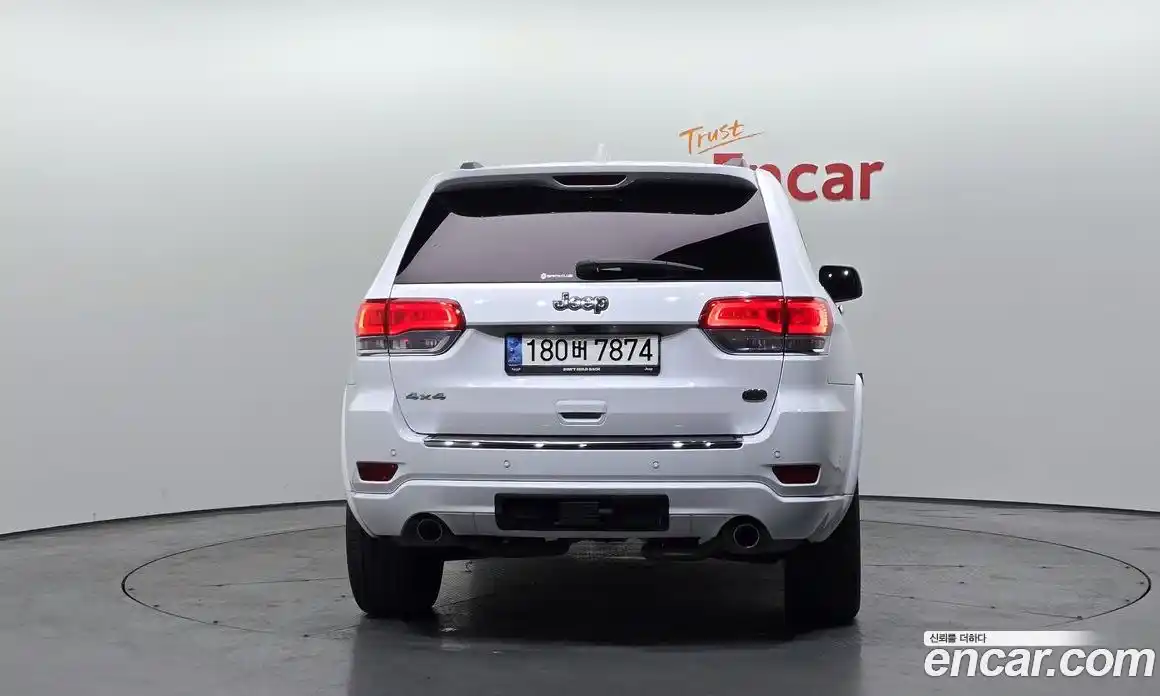 Jeep Cherokee 2021 3.6 гидро в Москве № 215425, фото 4