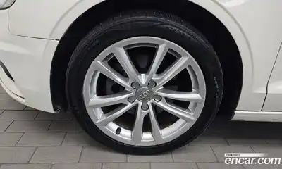 Audi A3 2015 2.0 гидро в Москве № 229395, миниатюра 5