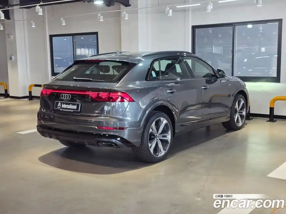 Audi Q8 2025 3.0 гидро в Москве № 230230, фото 4