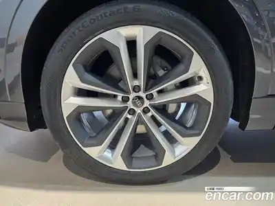 Audi Q8 2025 3.0 гидро в Москве № 230230, миниатюра 7