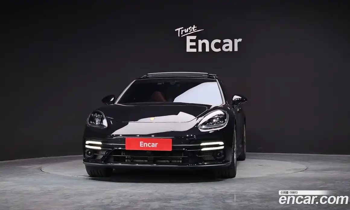 Porsche Panamera 2023 4.0 гидро в Москве № 230931, фото 3