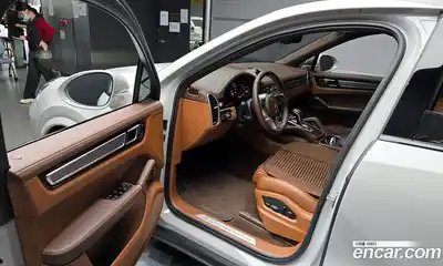 Porsche Cayenne 2023 3.0 гидро в Москве № 230957, миниатюра 11