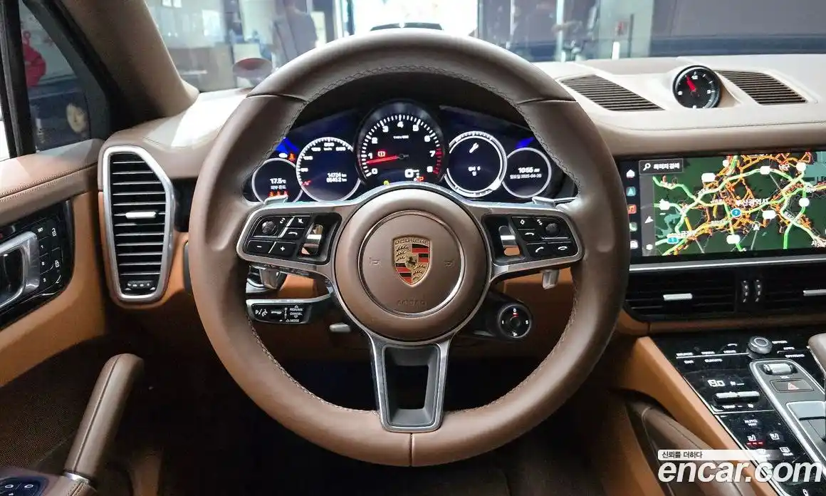 Porsche Cayenne 2023 3.0 гидро в Москве № 230957, фото 13