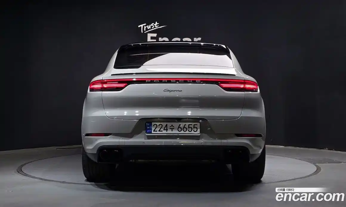 Porsche Cayenne 2023 3.0 гидро в Москве № 230957, фото 4
