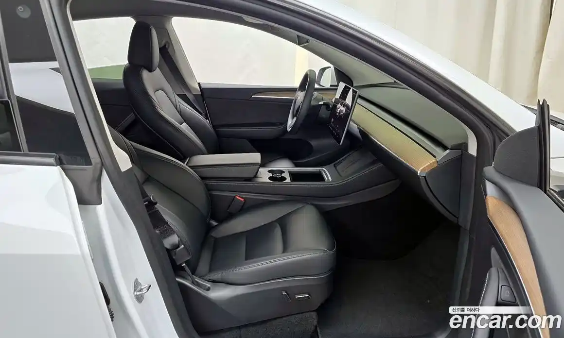 Tesla Model Y 2023 0.2 гидро в Москве № 231688, фото 11