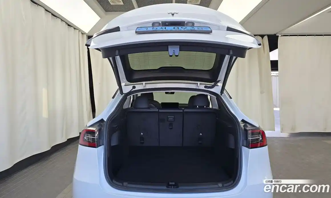 Tesla Model Y 2023 0.2 гидро в Москве № 231688, фото 20