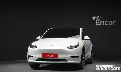 Tesla Model Y 2023 0.2 гидро в Москве № 231688, миниатюра 3