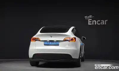 Tesla Model Y 2023 0.2 гидро в Москве № 231688, миниатюра 4