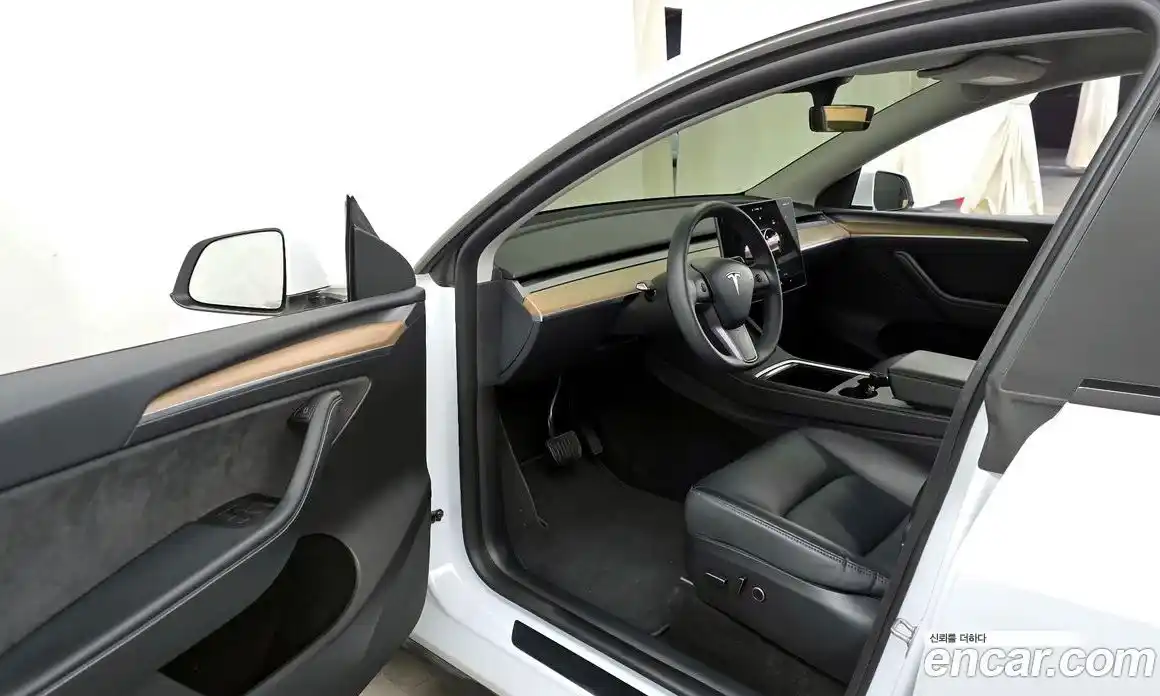 Tesla Model Y 2023 0.2 гидро в Москве № 231688, фото 10