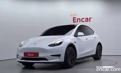 Tesla Model Y, 2023