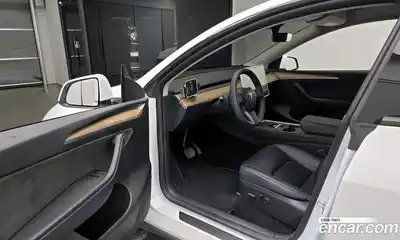 Tesla Model Y 2023 0.2 гидро в Москве № 231788, миниатюра 11
