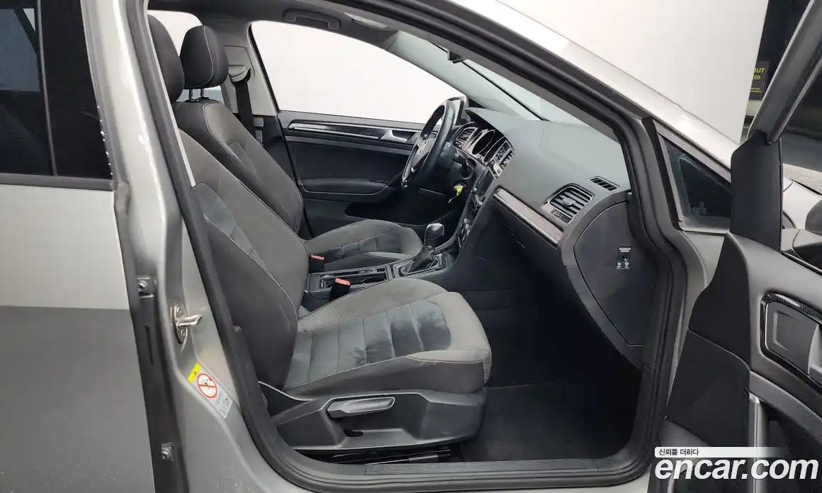 Volkswagen Golf 2015 2.0 гидро в Москве № 232213, фото 11