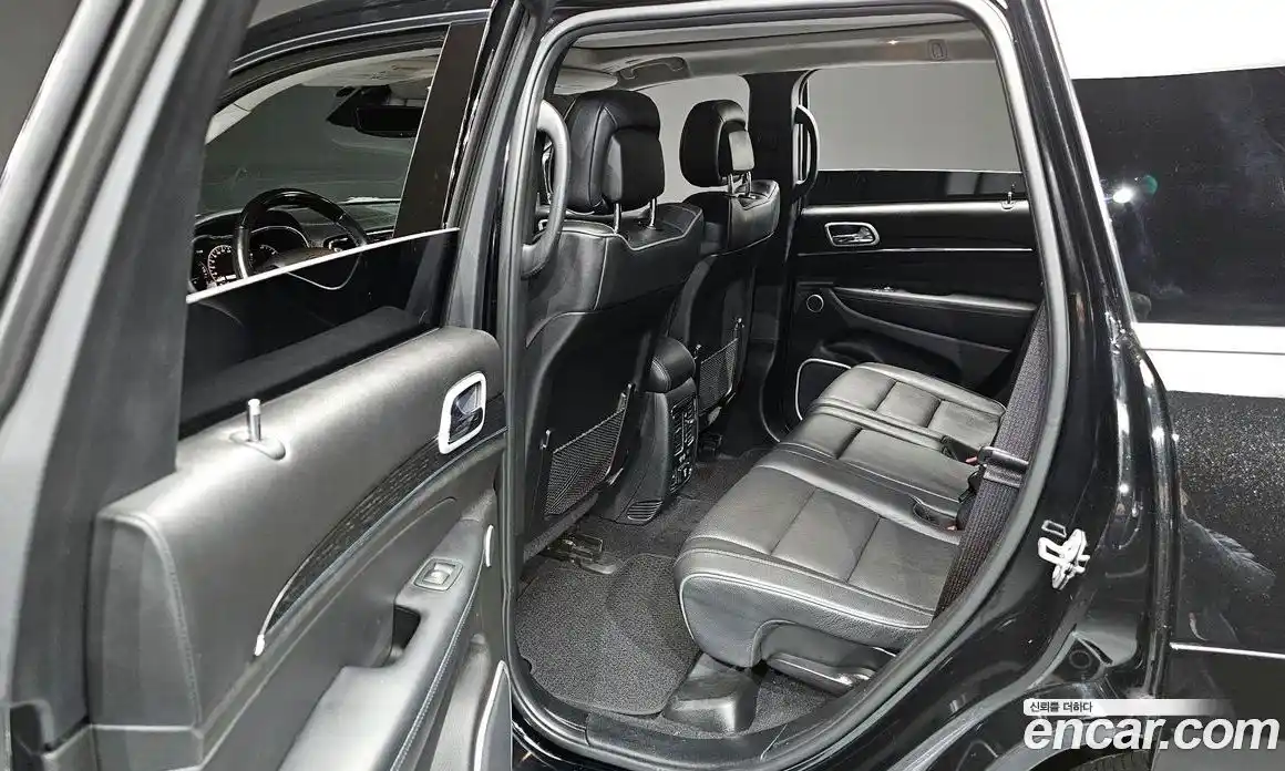 Jeep Cherokee 2020 3.6 гидро в Москве № 232471, фото 11