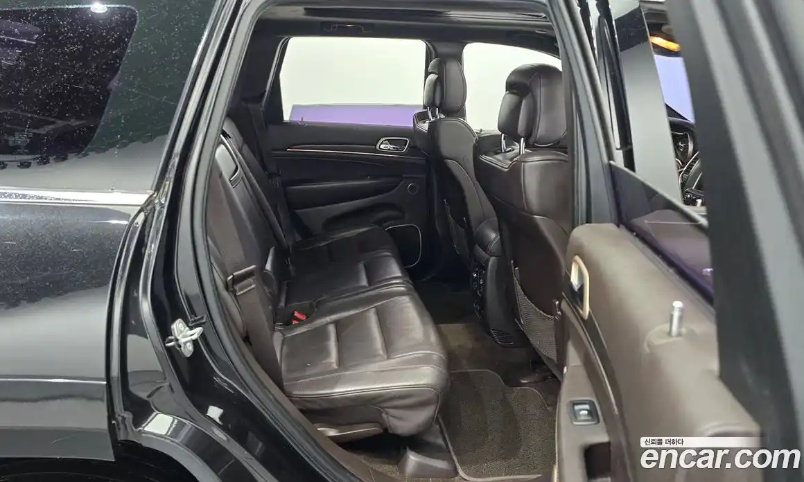 Jeep Cherokee 2015 3.0 гидро в Москве № 232496, фото 12