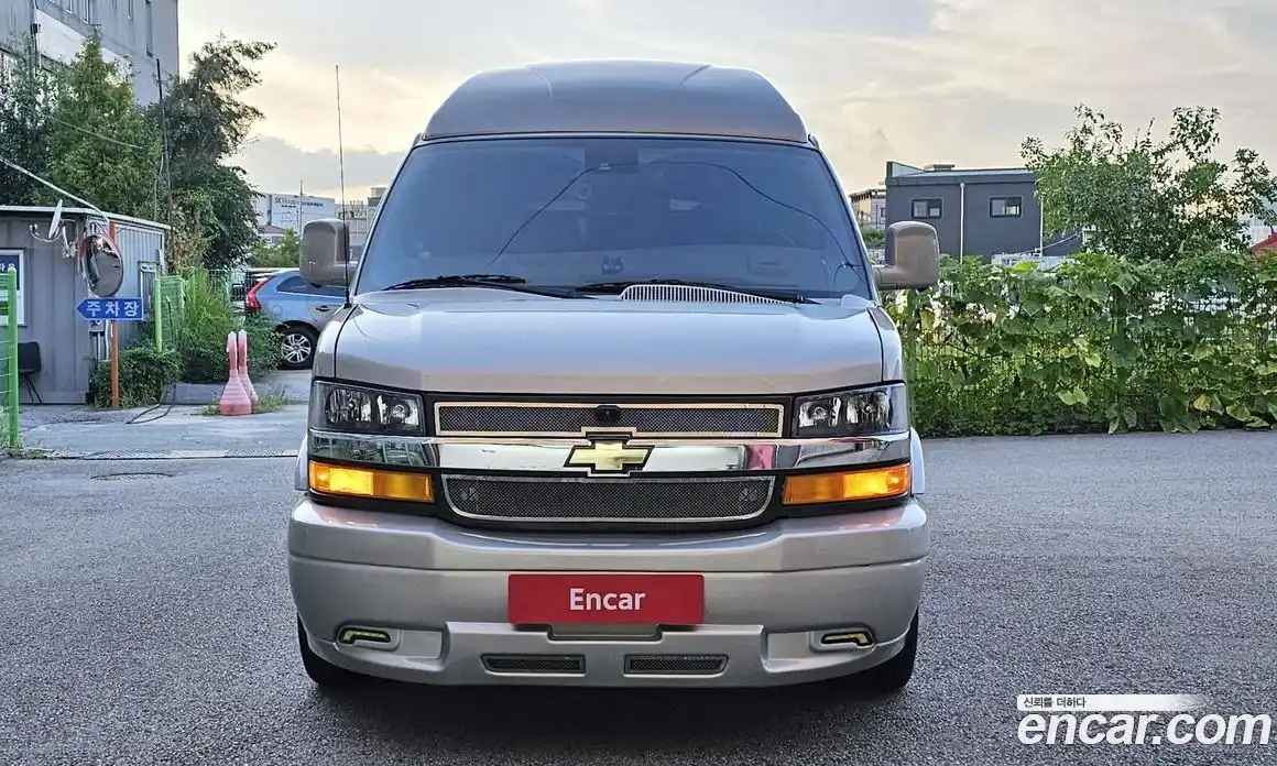 Chevrolet Express Van 2019 6.0 гидро в Москве № 235233, фото 3