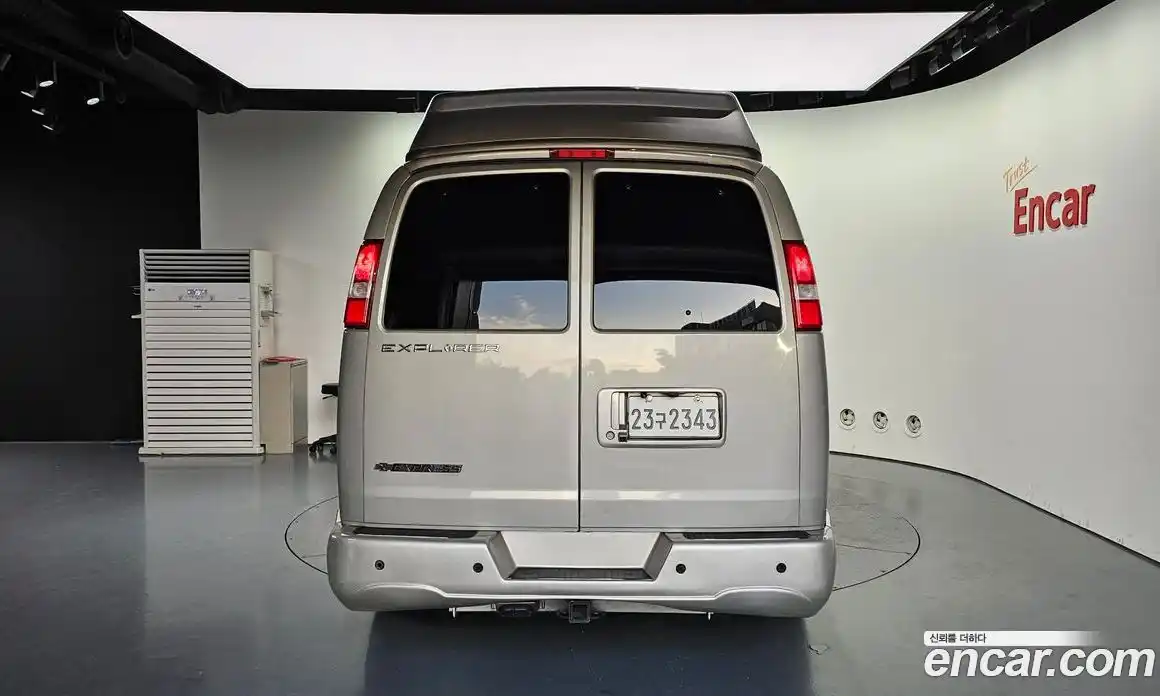 Chevrolet Express Van 2019 6.0 гидро в Москве № 235233, фото 4