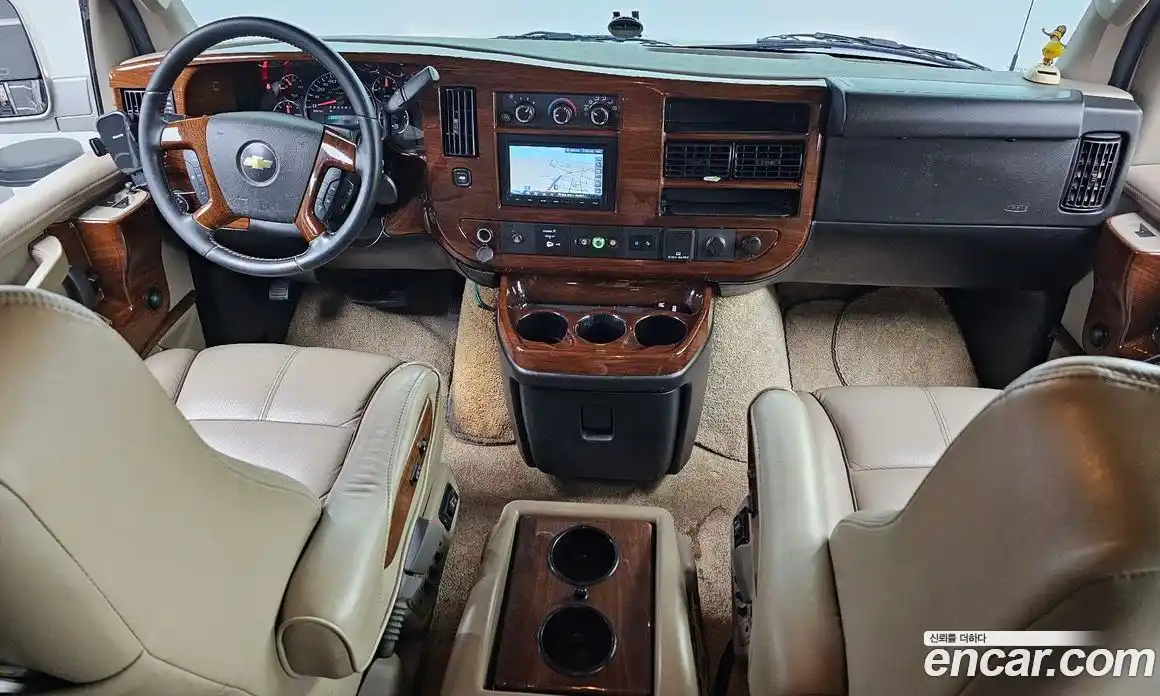 Chevrolet Express Van 2019 6.0 гидро в Москве № 235233, фото 7