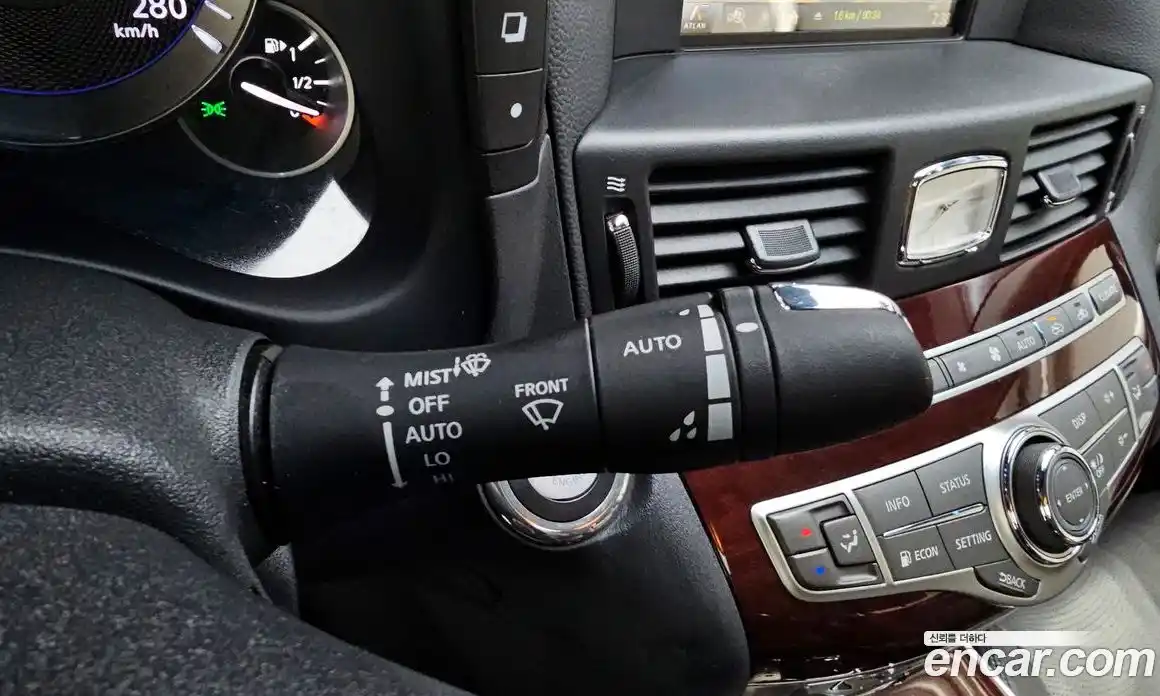 Infiniti Q70 2017 3.7 гидро в Москве № 246495, фото 15