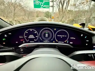 Porsche Taycan 2022 гидро в Москве № 251476, миниатюра 12