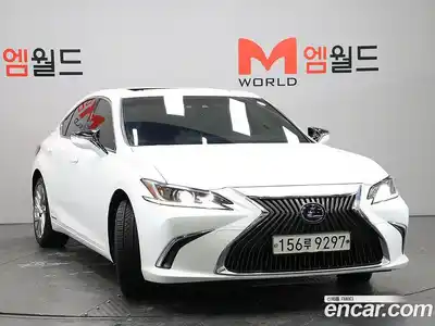Lexus ES 2021 2.5 вариатор в Москве № 254379, миниатюра 3