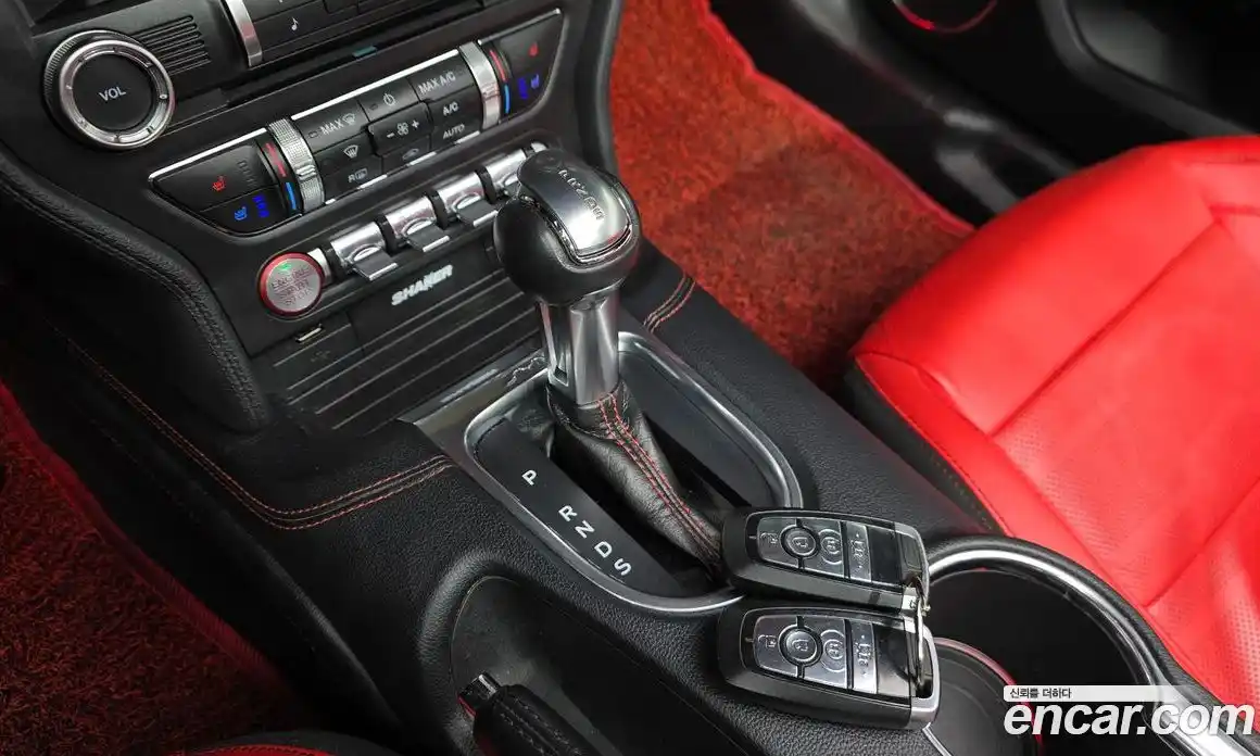 Ford Mustang 2018 2.3 гидро в Москве № 255588, фото 9