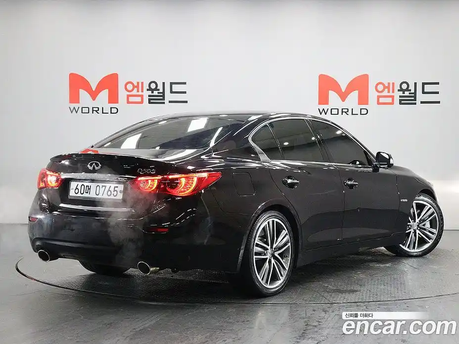 Infiniti Q50 2015 3.5 гидро в Москве № 257138, фото 3