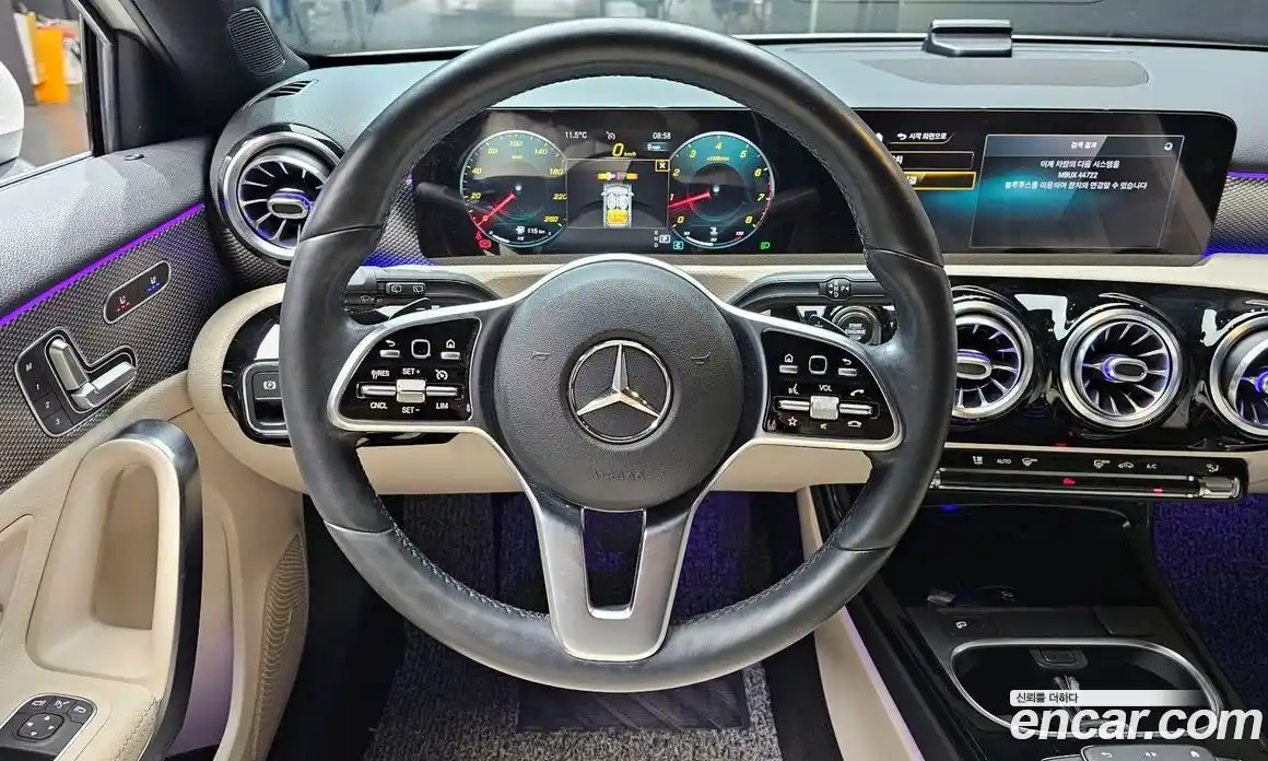 Mercedes-Benz A-Class 2021 2.0 гидро в Москве № 262915, фото 14