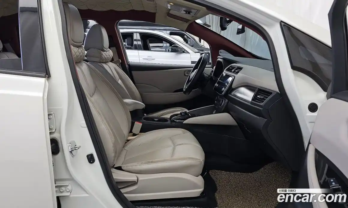 Nissan Leaf 2019 0.1 гидро в Москве № 284986, фото 11