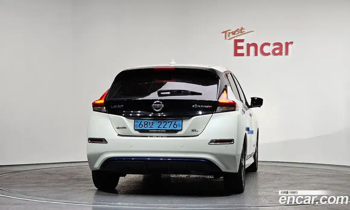 Nissan Leaf 2019 0.1 гидро в Москве № 284986, фото 4