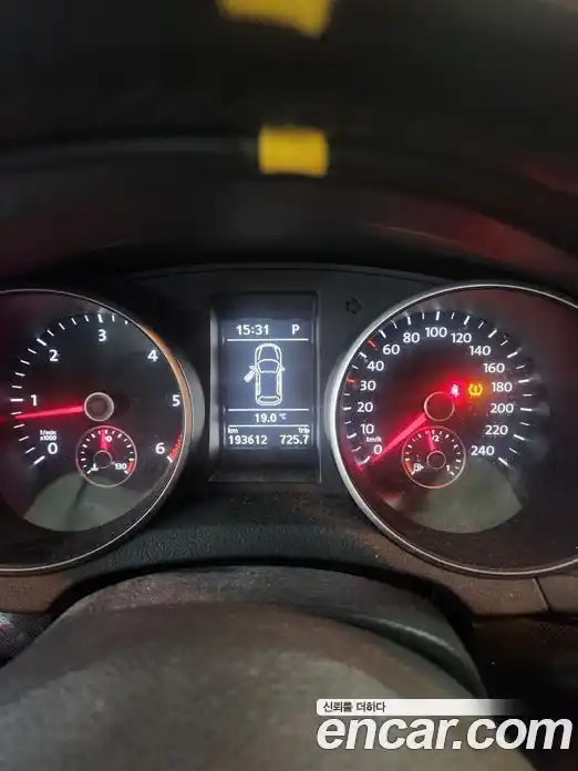 Volkswagen Golf 2011 1.6 гидро в Москве № 301915, фото 8