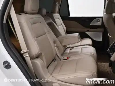 Lincoln Aviator 2023 3.0 гидро в Москве № 304078, миниатюра 12