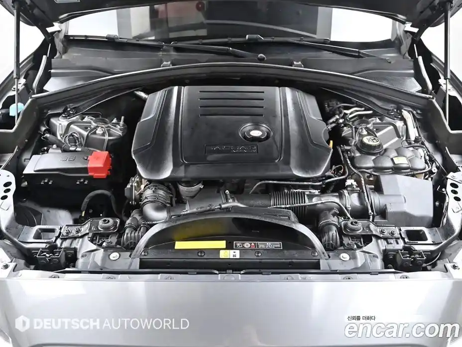 Jaguar F-Pace 2016 2.0 гидро в Москве № 305165, фото 6