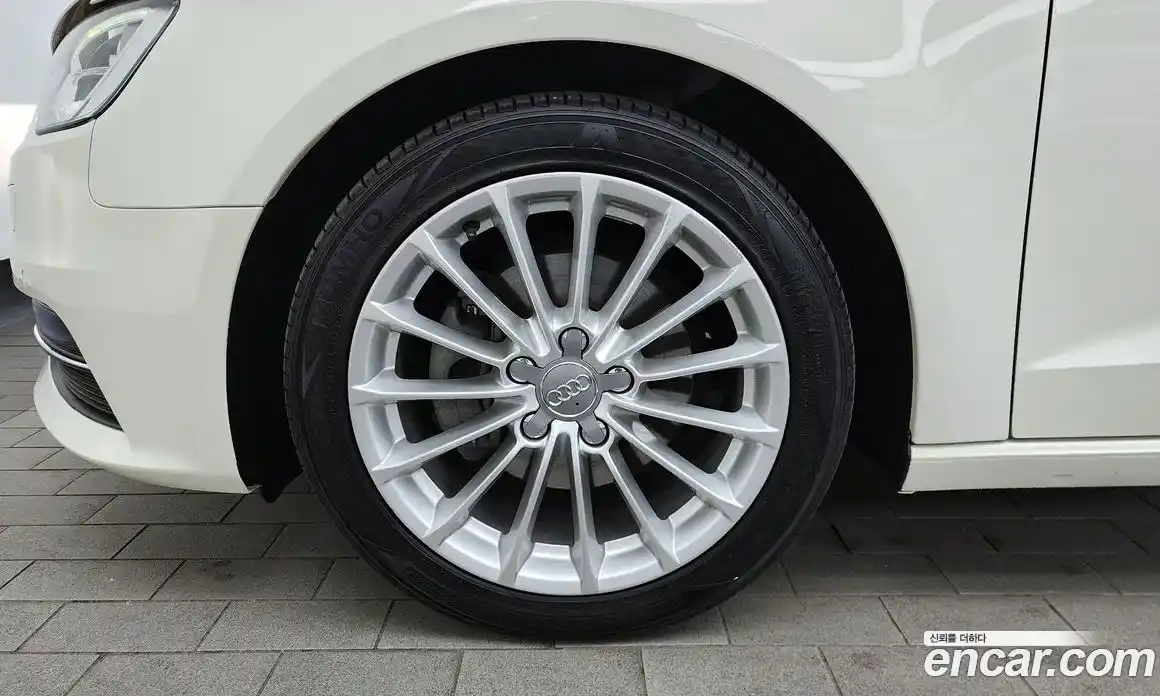 Audi A3 2015 2.0 гидро в Москве № 312050, фото 5