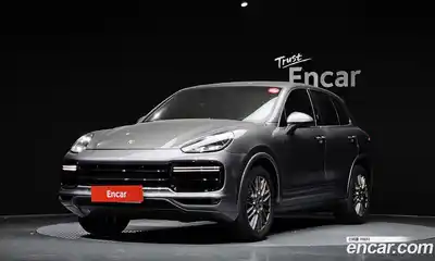 Porsche Cayenne, 2015