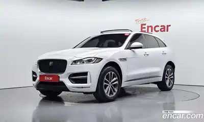 Jaguar F-Pace, 2017