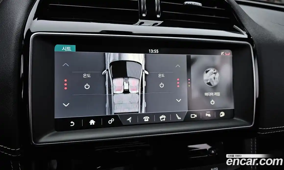 Jaguar F-Pace 2017 2.0 гидро в Москве № 335827, фото 16
