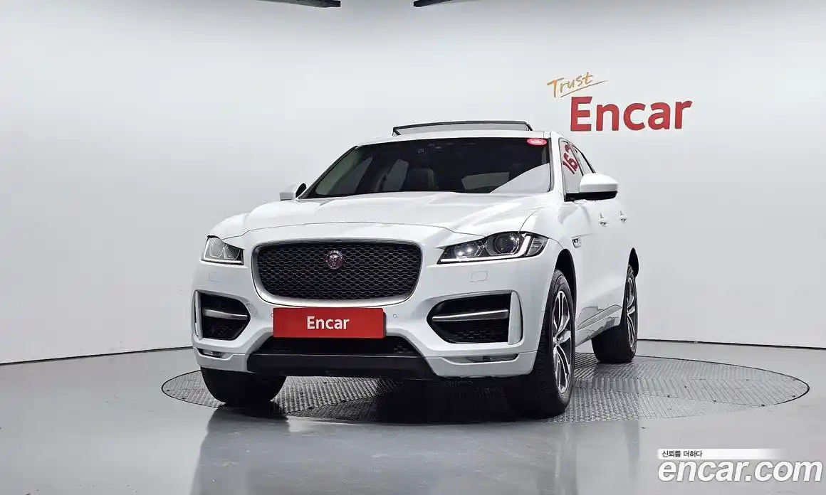 Jaguar F-Pace 2017 2.0 гидро в Москве № 335827, фото 3