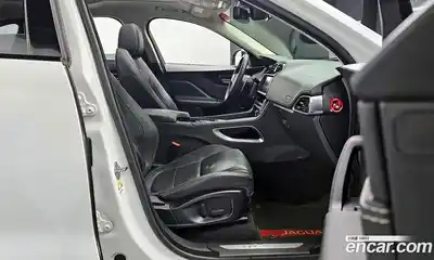 Jaguar F-Pace 2017 2.0 гидро в Москве № 335827, миниатюра 10