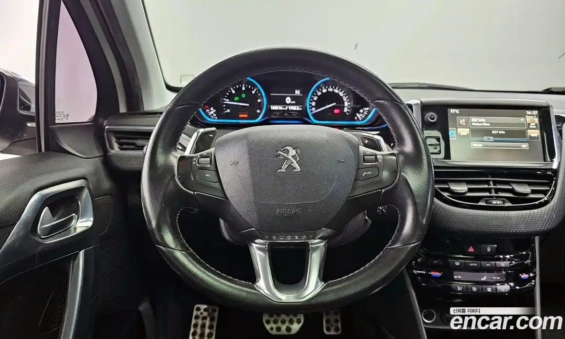 Peugeot 2008 2015 1.6 гидро в Москве № 336236, фото 13